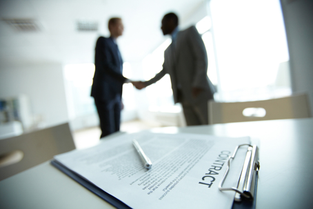 Can I Hire Independent Contractors for My E-2 Business?