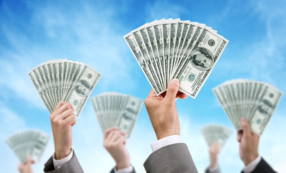 Navigating Business Landscapes: Contrasting Dynamics between Latin America and the U.S. for LatAm Investors